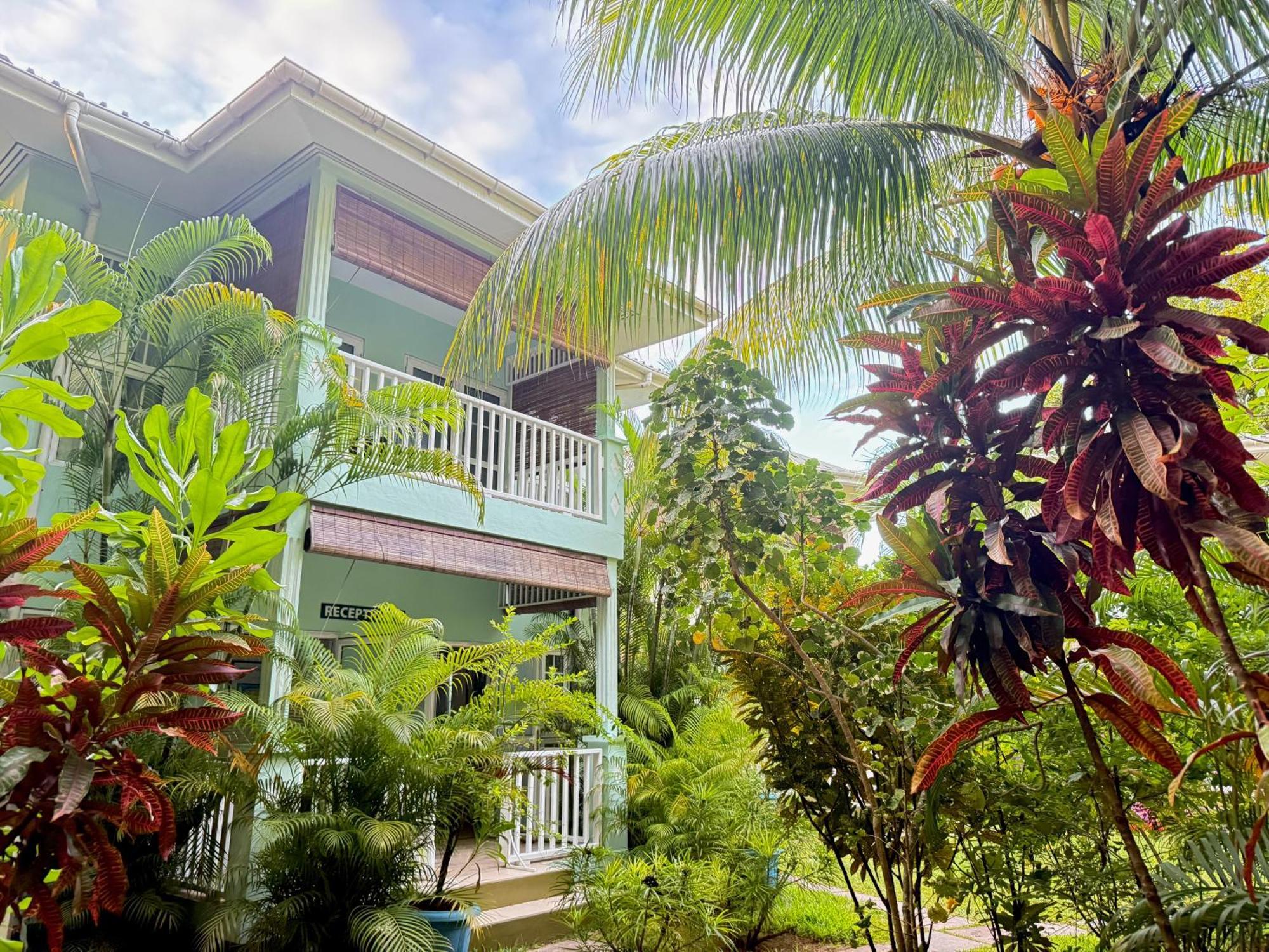 Bord Mer Villa โบวาลง ภายนอก รูปภาพ